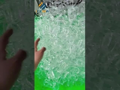 เครื่องทําน้ําแข็งหลอดขนาดใหญ่ กําลังใช้งาน