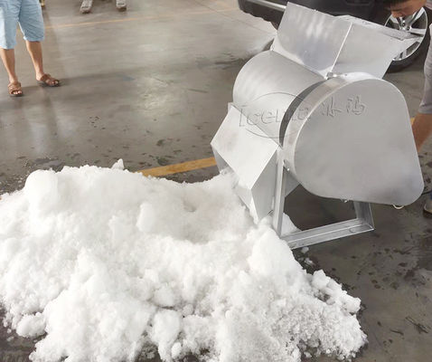 เครื่องบดน้ำแข็งอุตสาหกรรมแบบใช้มือไฟฟ้า 4kw 200กก./นาที