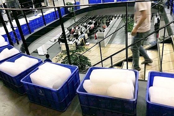600 KG เครื่องแปรรูปน้ําแข็งอุตสาหกรรมที่กําหนดเอง เครื่องแปรรูปน้ําแข็งสําหรับการดําเนินงานเหมืองพลังงาน